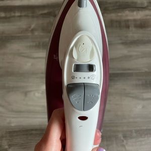 Clothes iron